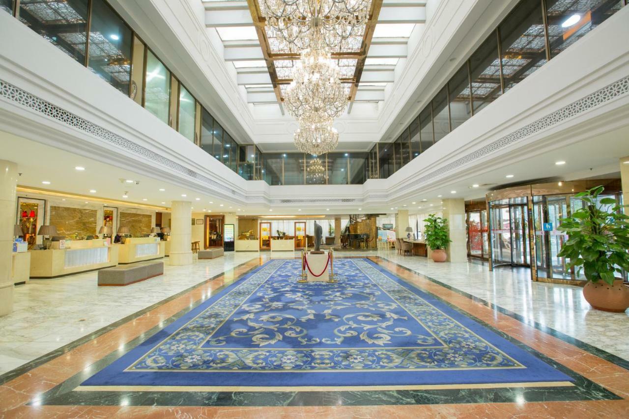 Guilin Ronghu Hotel Zewnętrze zdjęcie